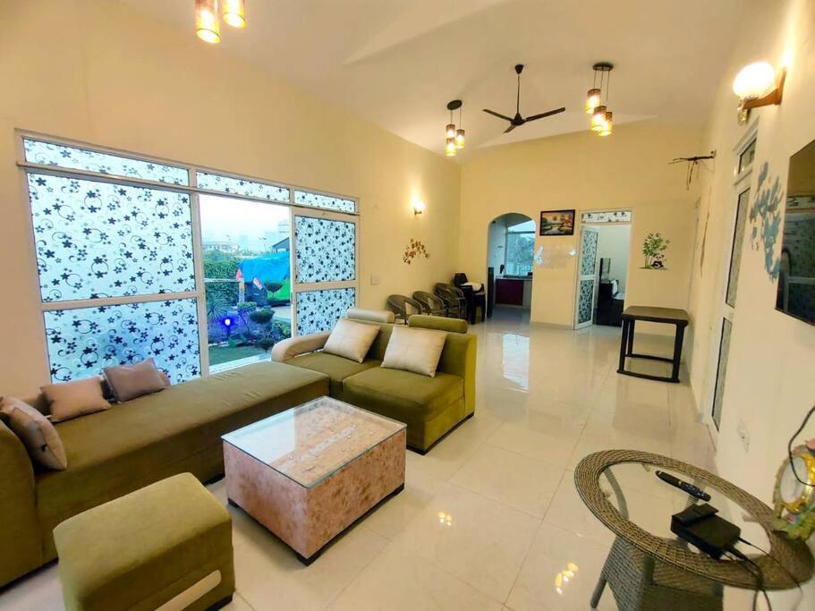 Shaw Estate-Farm House For A Small Parties-Jp Farm Greater Noida Eksteriør billede