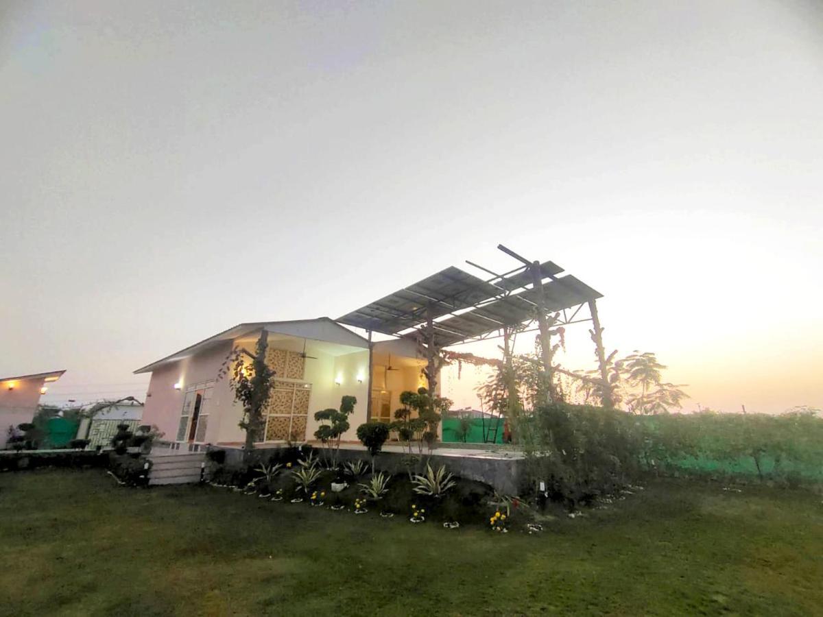 Shaw Estate-Farm House For A Small Parties-Jp Farm Greater Noida Eksteriør billede