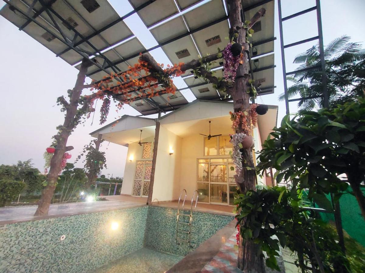 Shaw Estate-Farm House For A Small Parties-Jp Farm Greater Noida Eksteriør billede