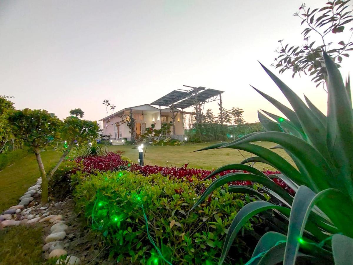 Shaw Estate-Farm House For A Small Parties-Jp Farm Greater Noida Eksteriør billede
