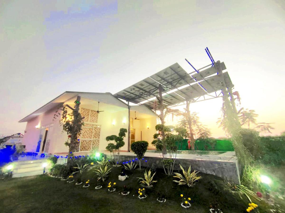 Shaw Estate-Farm House For A Small Parties-Jp Farm Greater Noida Eksteriør billede