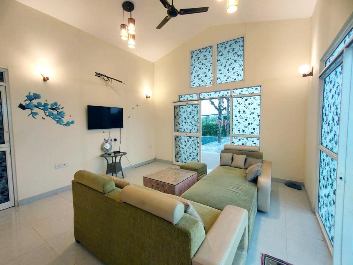 Shaw Estate-Farm House For A Small Parties-Jp Farm Greater Noida Eksteriør billede