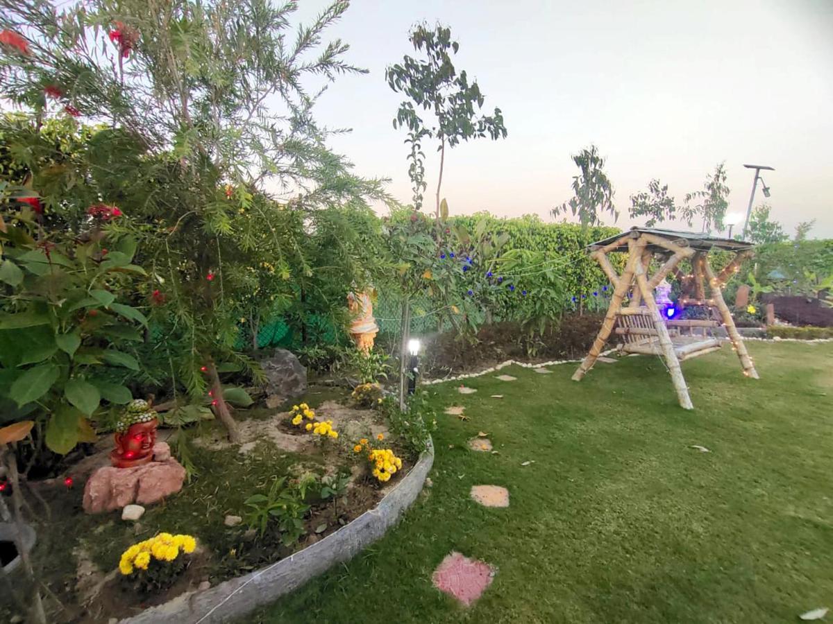 Shaw Estate-Farm House For A Small Parties-Jp Farm Greater Noida Eksteriør billede